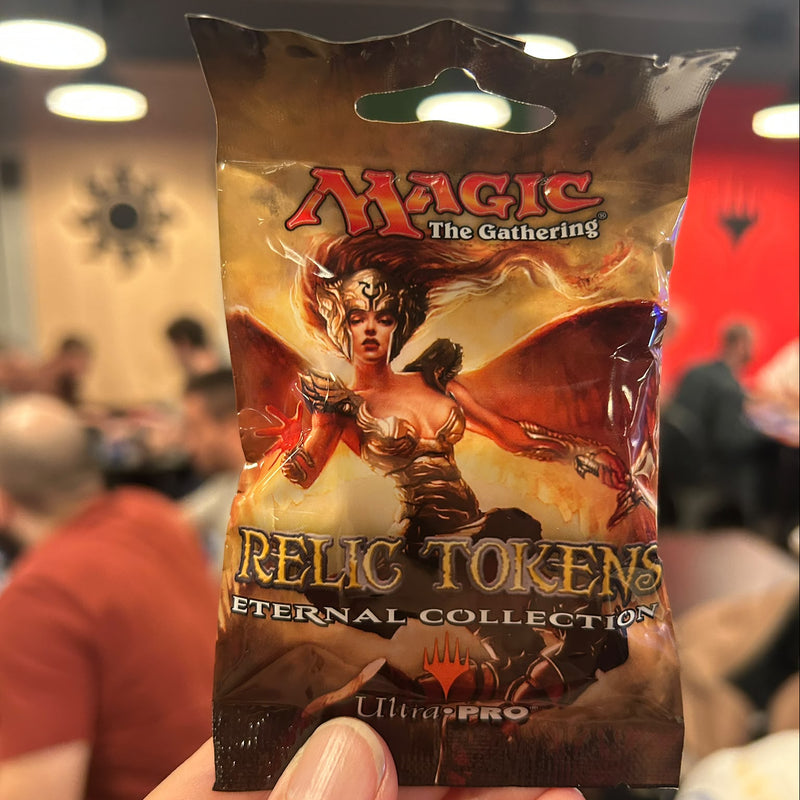 Relic Token Coleccionable | Magic: The Gathering
